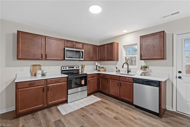 3011 Bittersweet Road, Winston-salem, NC 27106