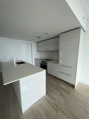 1300 S Miami Ave 4504, Miami, FL 33131