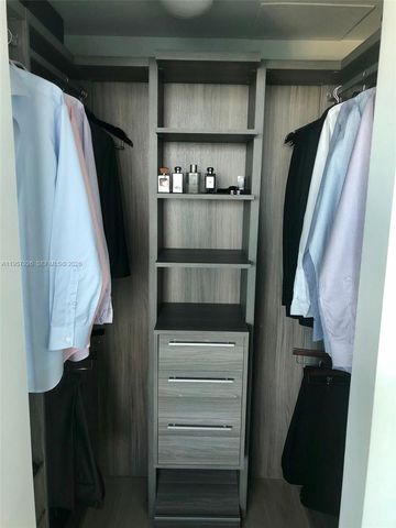 1300 S Miami Ave 4504, Miami, FL 33131