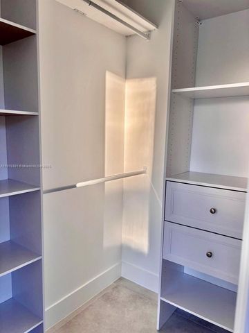 1409 SE 14th Ct, Deerfield Beach, FL 33441