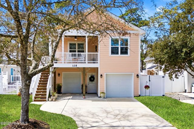 135 NE 75th Street, Oak Island, NC 28465