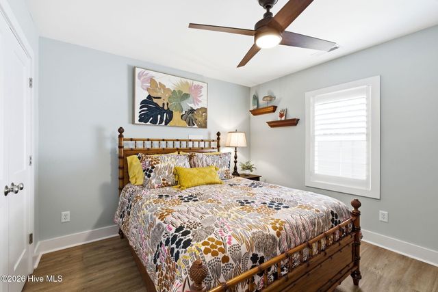 135 NE 75th Street, Oak Island, NC 28465