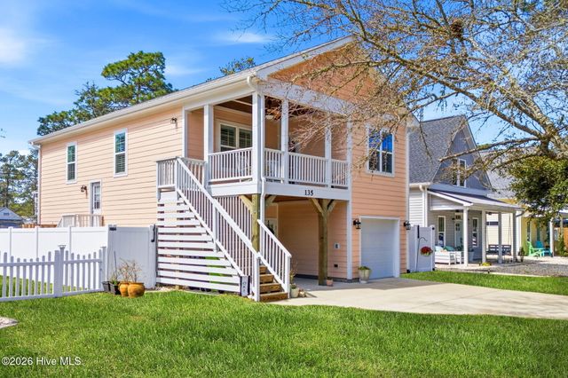 135 NE 75th Street, Oak Island, NC 28465