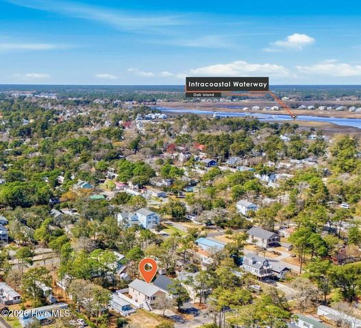 135 NE 75th Street, Oak Island, NC 28465
