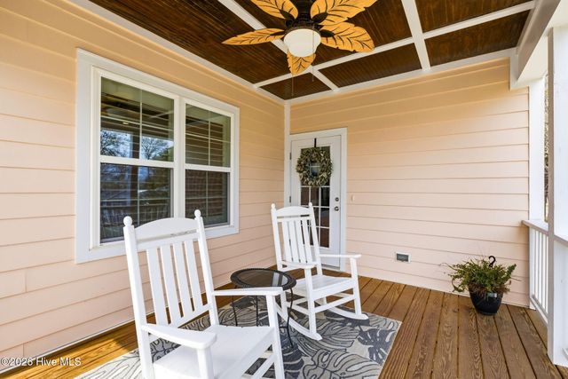 135 NE 75th Street, Oak Island, NC 28465