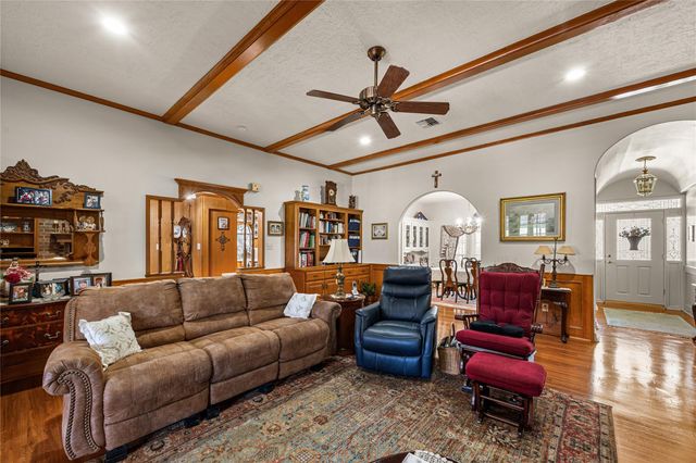 423 Jane Street, East Bernard, TX 77435