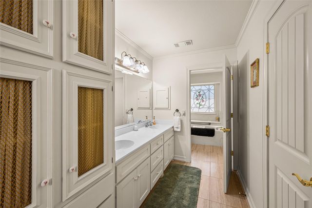 423 Jane Street, East Bernard, TX 77435