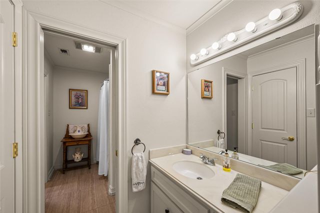 423 Jane Street, East Bernard, TX 77435