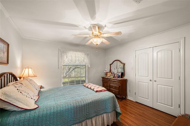 423 Jane Street, East Bernard, TX 77435