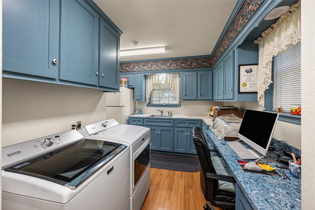 423 Jane Street, East Bernard, TX 77435