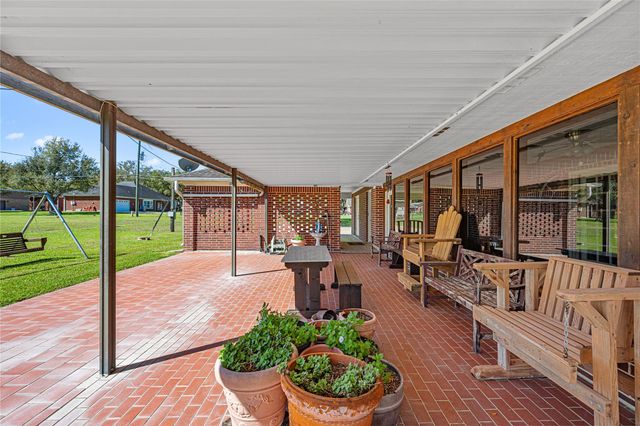 423 Jane Street, East Bernard, TX 77435