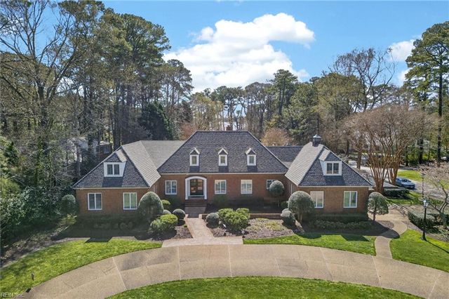 1613 Duke Of Windsor RD, Virginia Beach, VA 23454