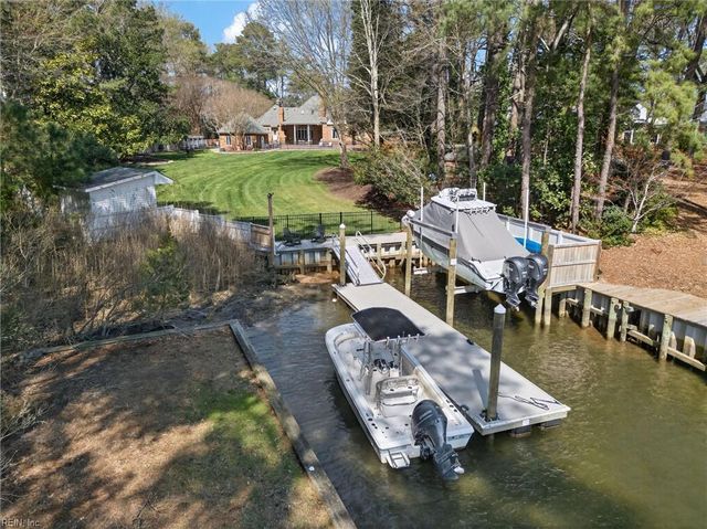 1613 Duke Of Windsor RD, Virginia Beach, VA 23454