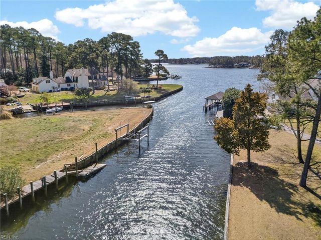 1613 Duke Of Windsor RD, Virginia Beach, VA 23454