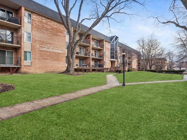 1041 N Mill Street 307, Naperville, IL 60563
