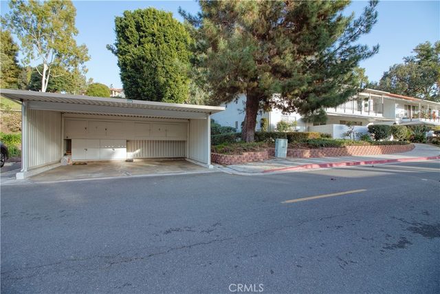 3299 Via Carrizo B, Laguna Woods, CA 92637