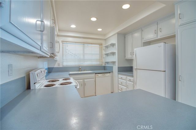 3299 Via Carrizo B, Laguna Woods, CA 92637
