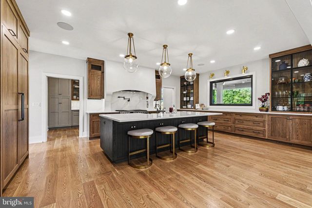 102 CALIA CIRCLE, Hummelstown, PA 17036