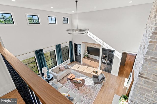 102 CALIA CIRCLE, Hummelstown, PA 17036