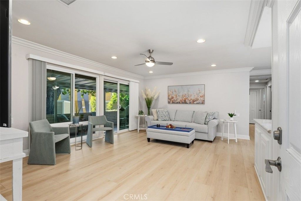 581 Avenida Majorca Q, Laguna Woods, CA 92637 — exterior