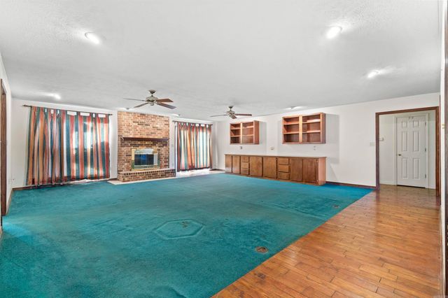 155 Jaybird, Searcy, AR 72143