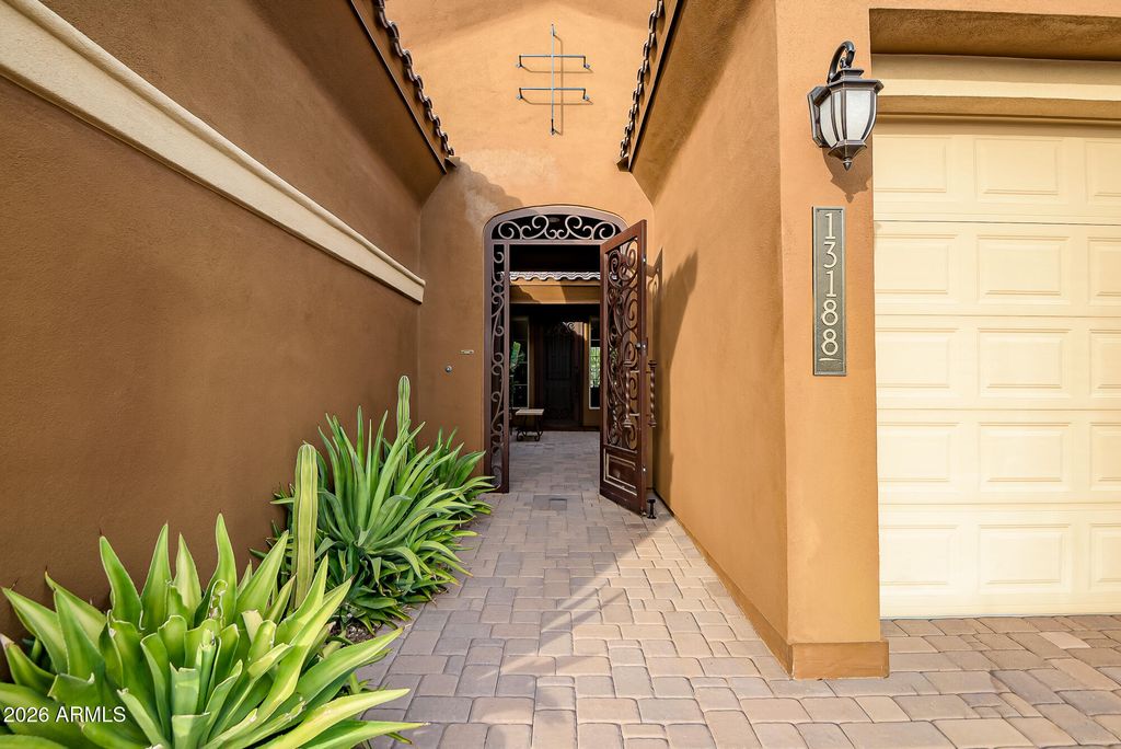 13188 W DESERT FOREST Trail, Peoria, AZ 85383 — photo 2