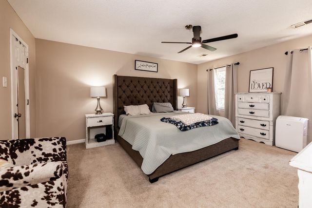 2800 ROCKCREEK PKY, Memphis, TN 38016