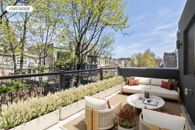 297 BAINBRIDGE Street, New York City, NY 11233