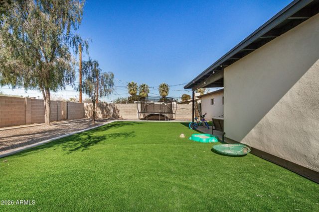 1842 N 37TH Street, Phoenix, AZ 85008