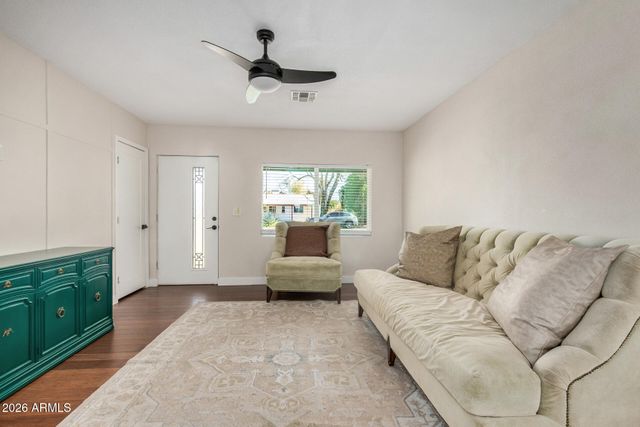 1842 N 37TH Street, Phoenix, AZ 85008