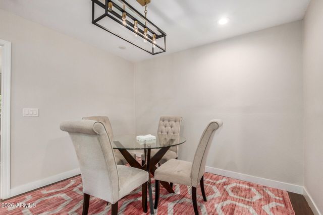 1842 N 37TH Street, Phoenix, AZ 85008