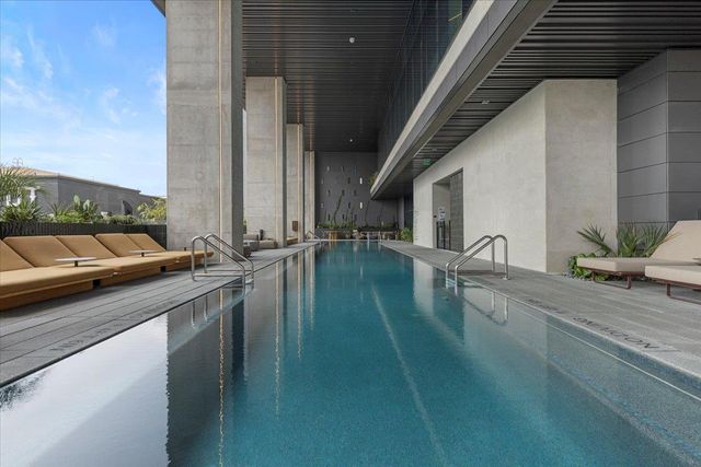 610 Davis ST 2503, Austin, TX 78701