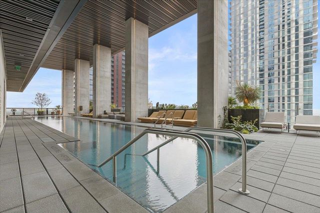 610 Davis ST 2503, Austin, TX 78701