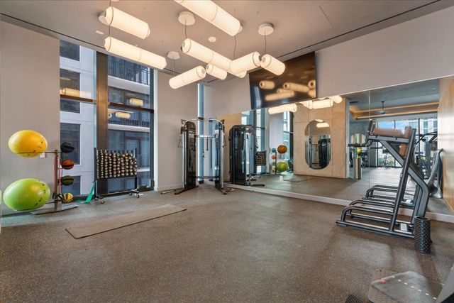 610 Davis ST 2503, Austin, TX 78701