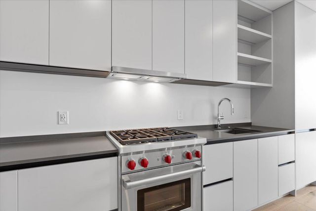 610 Davis ST 2503, Austin, TX 78701