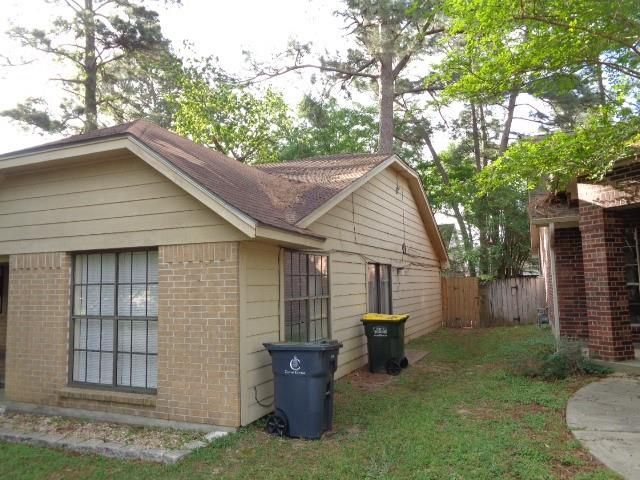 1736 Hazelwood Street, Conroe, TX 77301