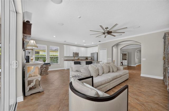6587 OLD CARRIAGE ROAD, Winter Garden, FL 34787