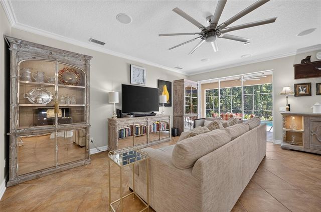 6587 OLD CARRIAGE ROAD, Winter Garden, FL 34787