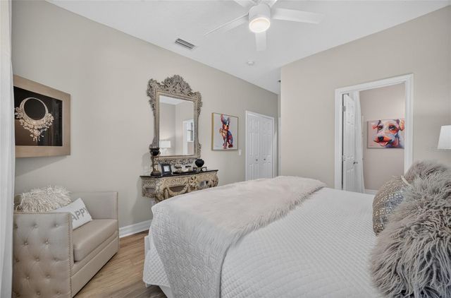 6587 OLD CARRIAGE ROAD, Winter Garden, FL 34787