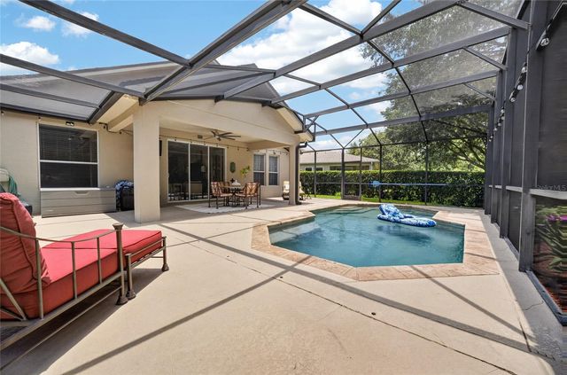 6587 OLD CARRIAGE ROAD, Winter Garden, FL 34787