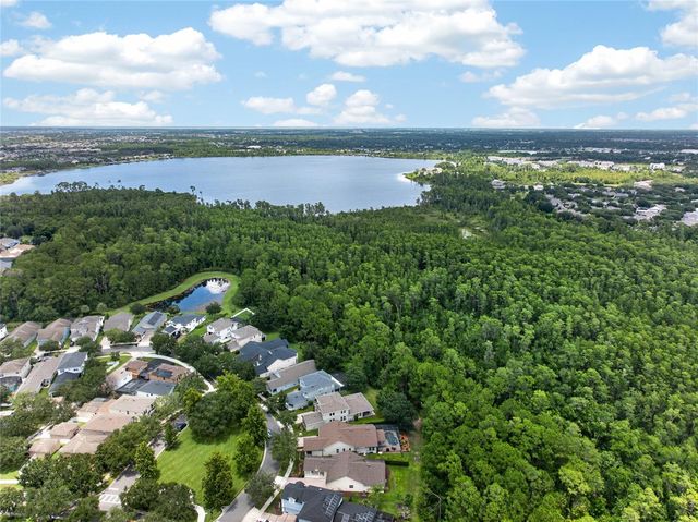 6587 OLD CARRIAGE ROAD, Winter Garden, FL 34787