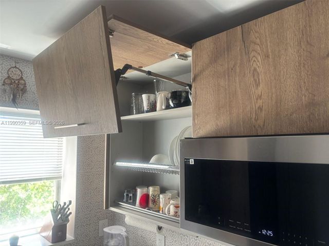 1865 S Ocean Dr 4F, Hallandale Beach, FL 33009