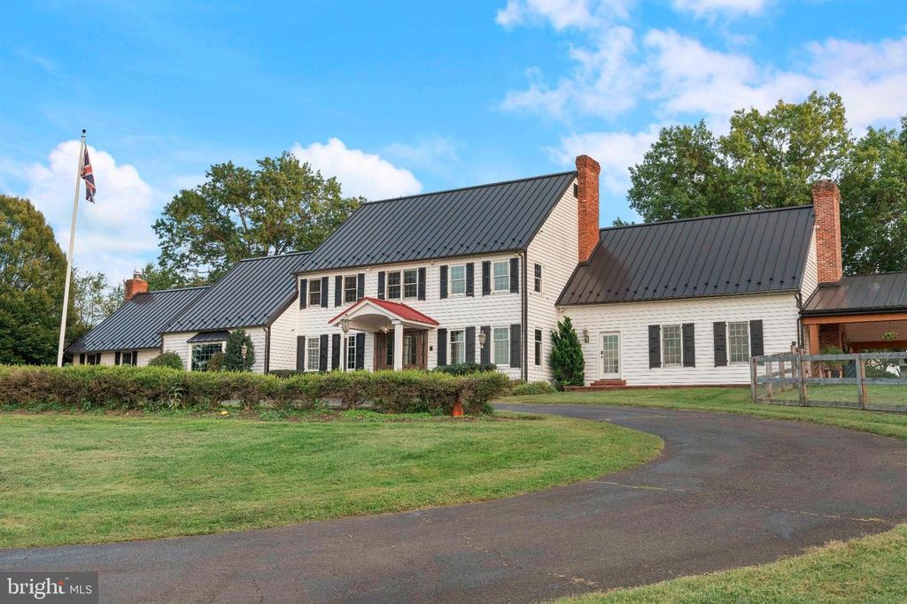 360 WOODHILL RD, Newtown, PA 18940 — photo 2