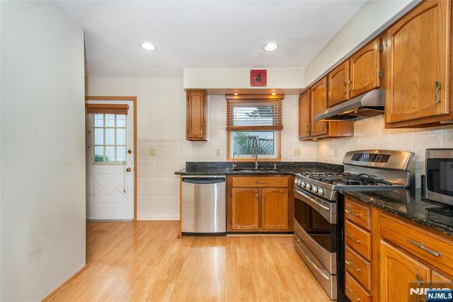 11 Hillside Avenue, Butler Borough, NJ 07405