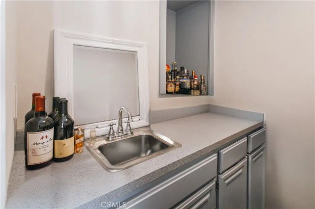 19865 Hiawatha Street, Chatsworth, CA 91311