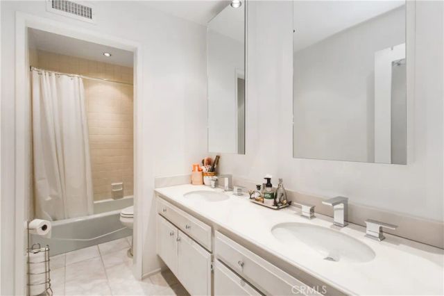 19865 Hiawatha Street, Chatsworth, CA 91311