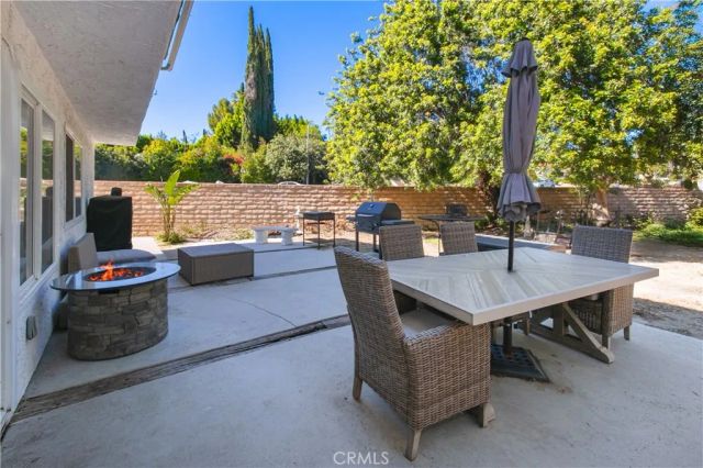 19865 Hiawatha Street, Chatsworth, CA 91311