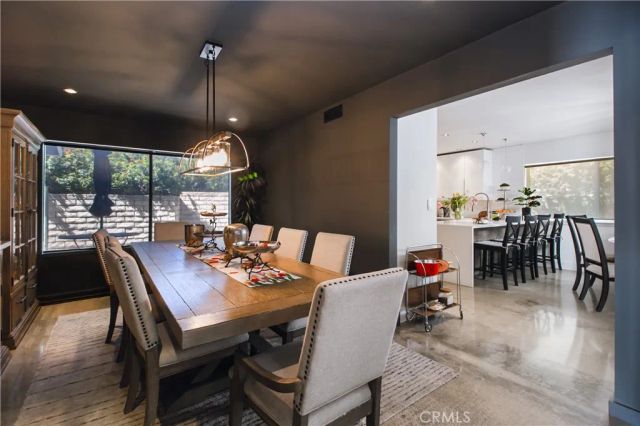 19865 Hiawatha Street, Chatsworth, CA 91311