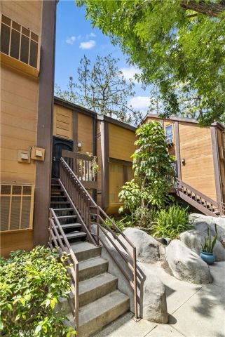 10651 Lakefront Drive, Norwalk, CA 90650