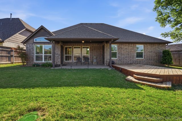 3730 S 13th Place, Broken Arrow, OK 74011